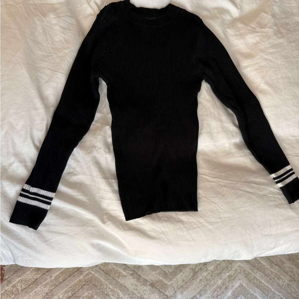 Black Ribbed Aqua Sweater